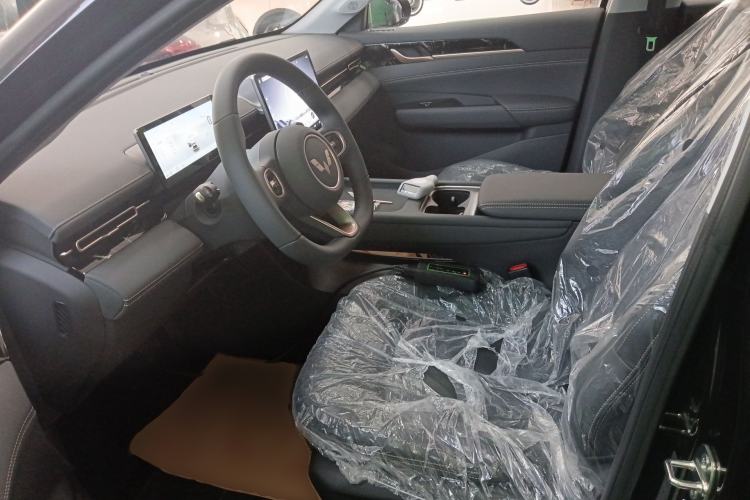 Used Wuling Xingguang 2025 70km Smart Standard Version Left Front Seat