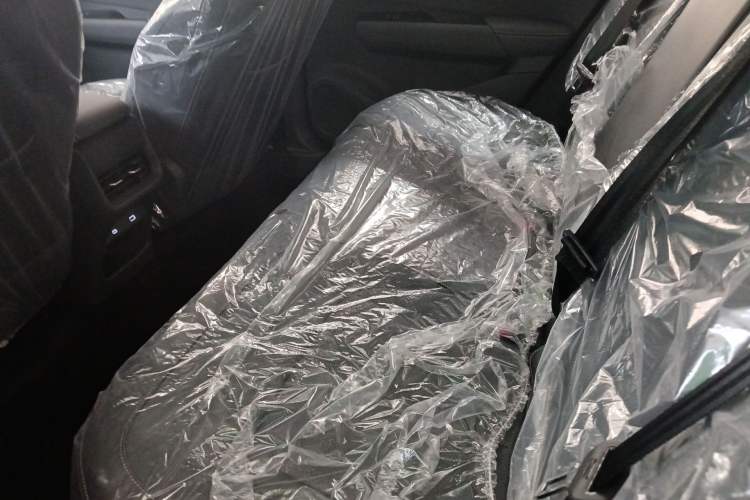 Used Wuling Xingguang 2025 70km Smart Standard Version Left Rear Seat