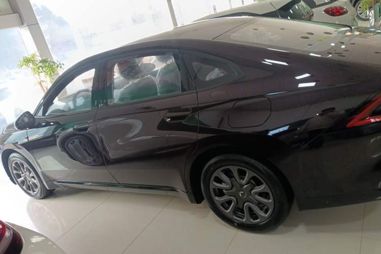Used Wuling Xingguang 2025 70km Smart Standard Version Left Side