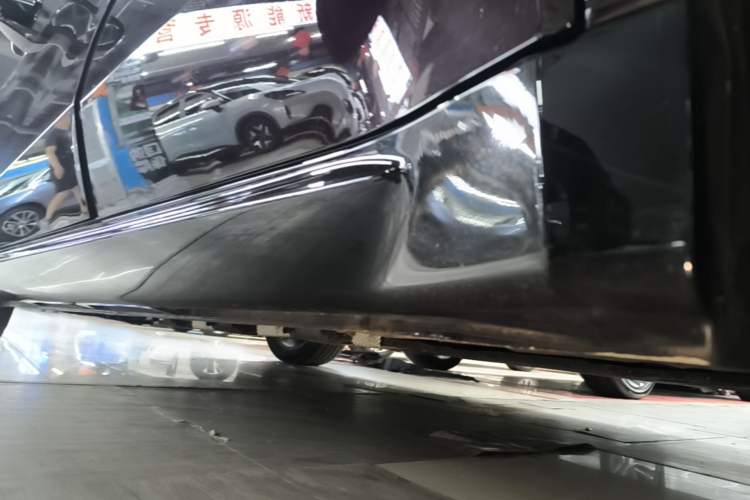 Used Wuling Xingguang 2025 150 km Smart Pilot Version Left Side Sill
