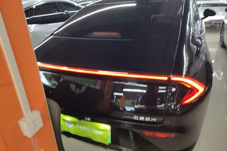 Used Wuling Xingguang 2025 70km Smart Standard Version Rear