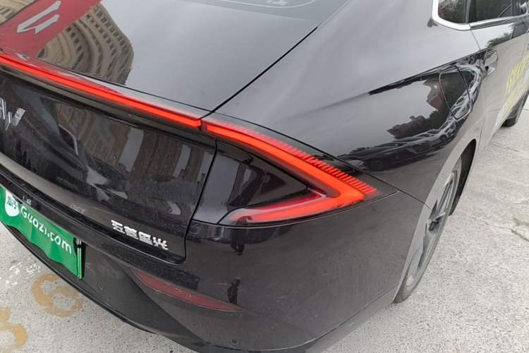 Used Wuling Xingguang 2025 150 km Smart Pilot Version Right Rear Taillight