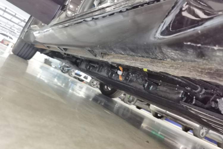 Used Wuling Xingguang 2025 70km Smart Standard Version Right Side Sill