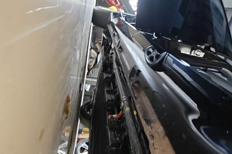 Used Wuling Xingguang 2025 70km Smart Standard Version Right Side Sill