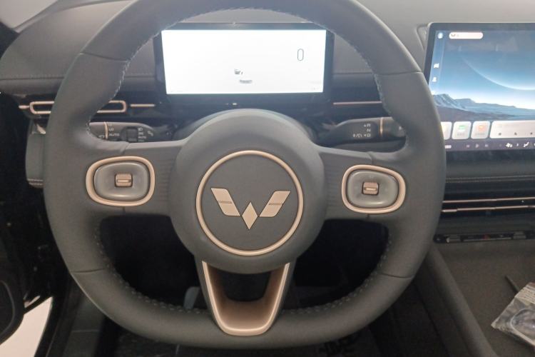 Used Wuling Xingguang 2025 70km Smart Standard Version Steering Wheel