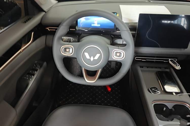 Used Wuling Xingguang 2025 70km Smart Standard Version Steering Wheel