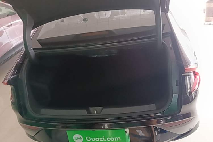 Used Wuling Xingguang 2025 70km Smart Standard Version Trunk