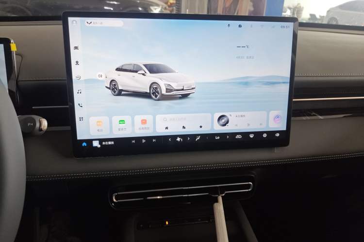 Used Wuling Xingguang 2025 510 km Advanced Smart Version Audio And AC Panel