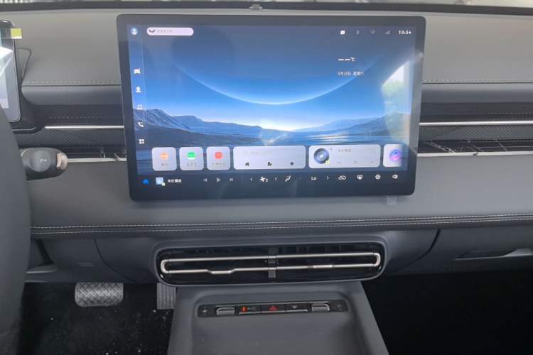 Used Wuling Xingguang 2025 70km Smart Standard Version Audio And AC Panel