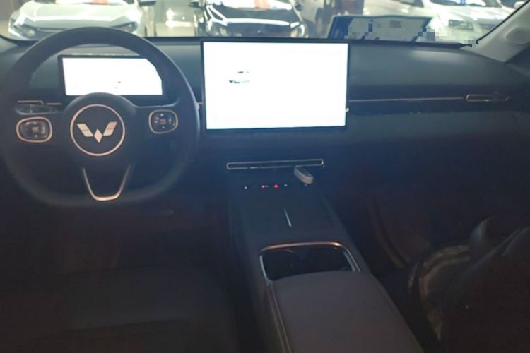 Used Wuling Xingguang 2025 150 km Smart Pilot Version Center Console