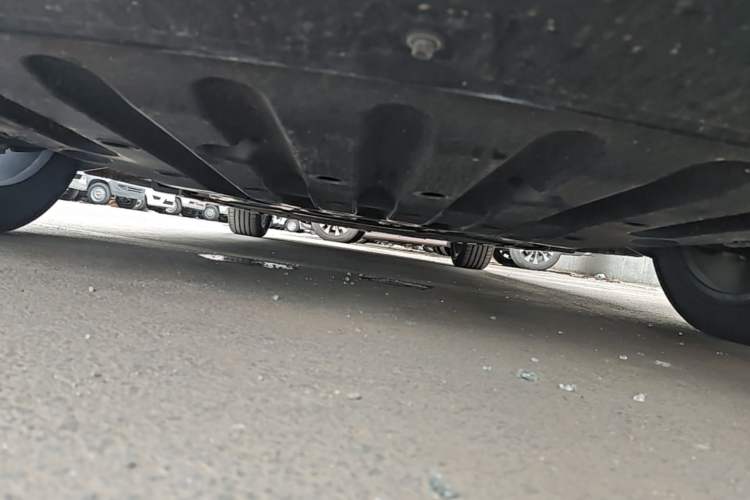 Used Wuling Xingguang 2025 610 km Smart Flagship Version Chassis Front