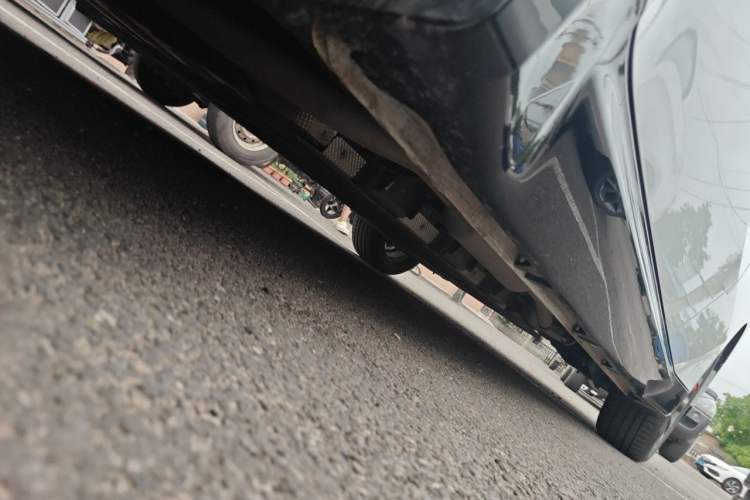 Used Wuling Xingguang 2025 70km Smart Standard Version Chassis Front Left