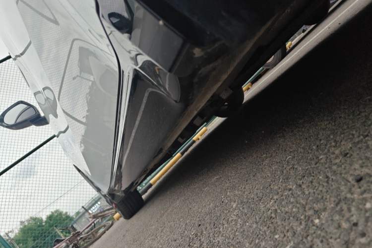 Used Wuling Xingguang 2025 70km Smart Standard Version Chassis Rear Left