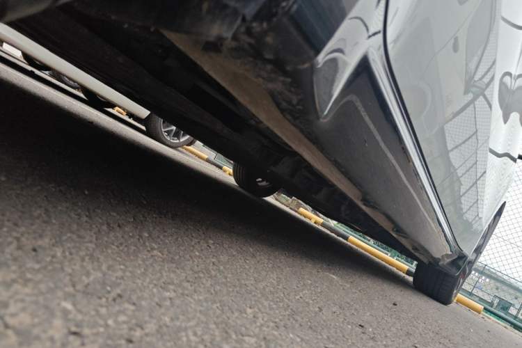 Used Wuling Xingguang 2025 70km Smart Standard Version Chassis Rear Right