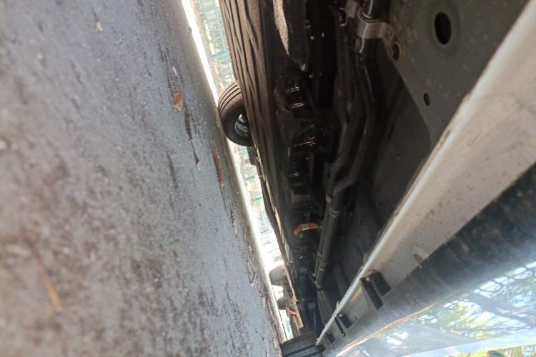 Used Wuling Xingguang 2025 70km Smart Standard Version Chassis Rear Right
