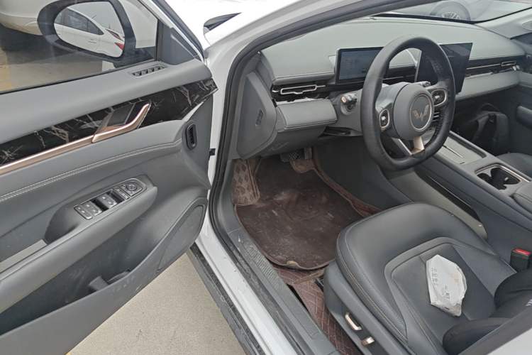 Used Wuling Xingguang 2025 70km Smart Standard Version Driver Seat