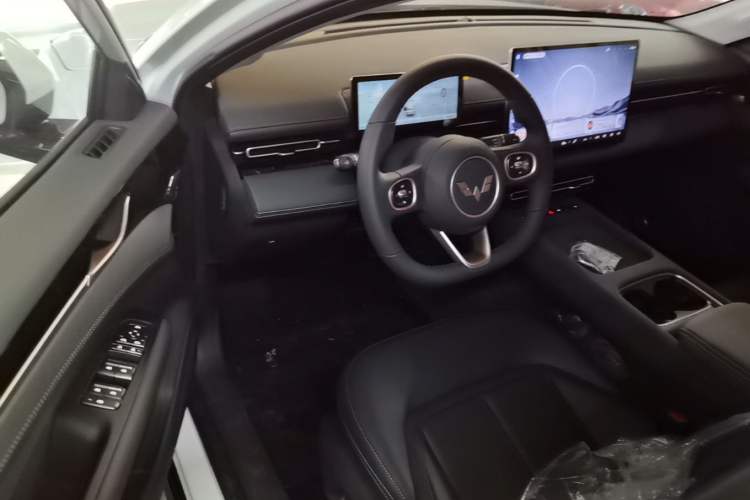 Used Wuling Xingguang 2025 510 km Advanced Smart Version Driver Seat