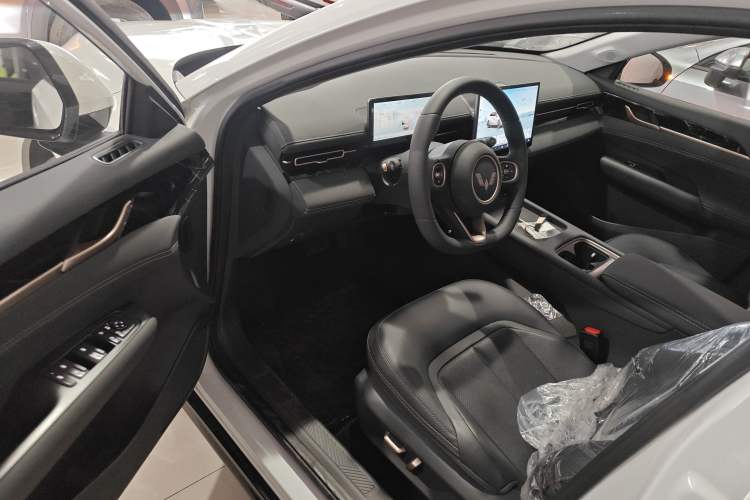 Used Wuling Xingguang 2025 70km Smart Standard Version Driver Seat
