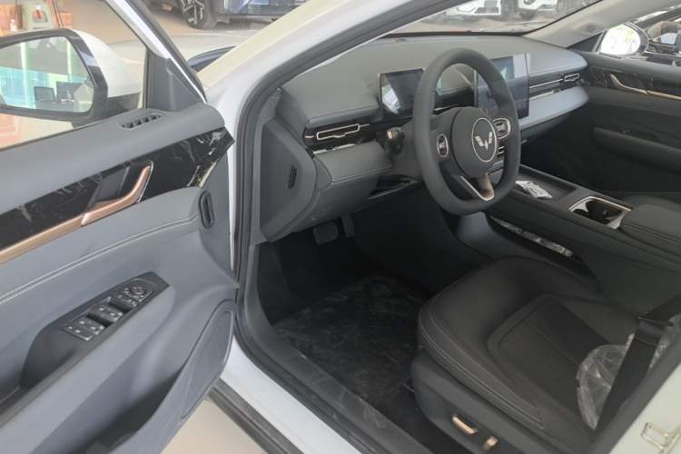 Used Wuling Xingguang 2025 70km Smart Standard Version Driver Seat