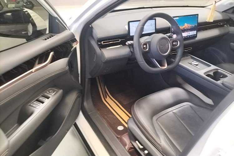Used Wuling Xingguang 2025 70km Smart Standard Version Driver Seat