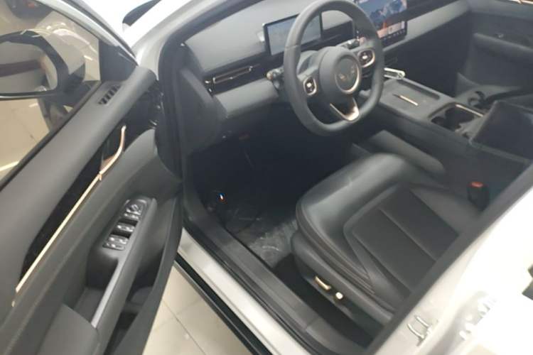 Used Wuling Xingguang 2025 70km Smart Standard Version Driver Seat