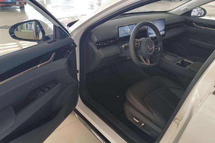 Used Wuling Xingguang 2025 70km Smart Standard Version Driver Seat
