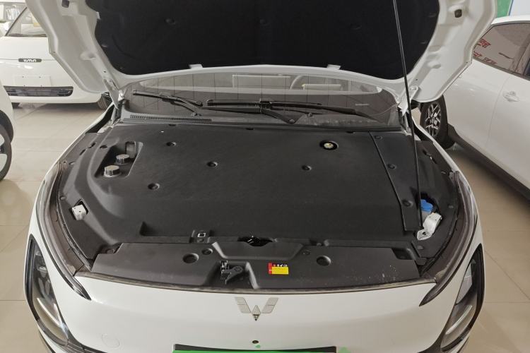 Used Wuling Xingguang 2025 510 km Advanced Smart Version Engine Bay