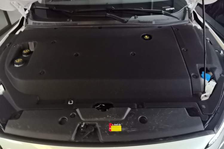 Used Wuling Xingguang 2025 510 km Advanced Smart Version Engine Bay