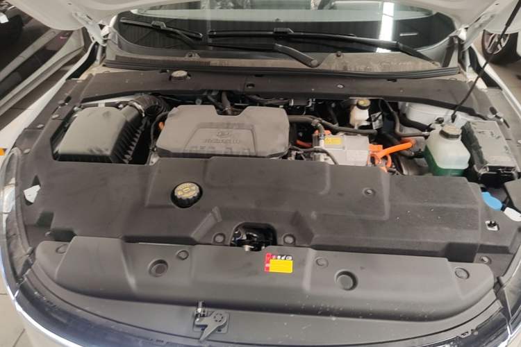 Used Wuling Xingguang 2025 70km Smart Standard Version Engine Bay