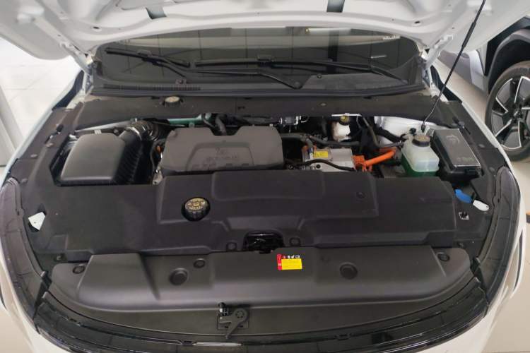 Used Wuling Xingguang 2025 70km Smart Standard Version Engine Bay