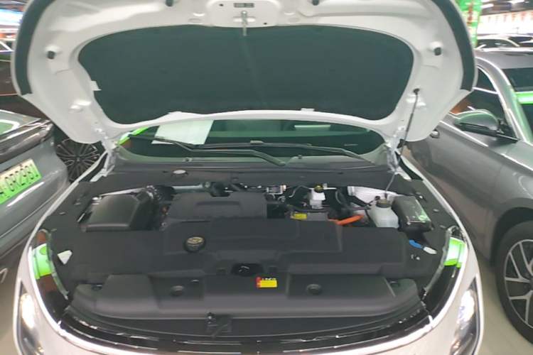 Used Wuling Xingguang 2025 150 km Smart Pilot Version Engine Bay