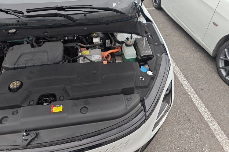Used Wuling Xingguang 2025 70km Smart Standard Version Engine Bay Left
