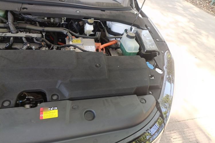 Used Wuling Xingguang 2025 70km Smart Standard Version Engine Bay Left