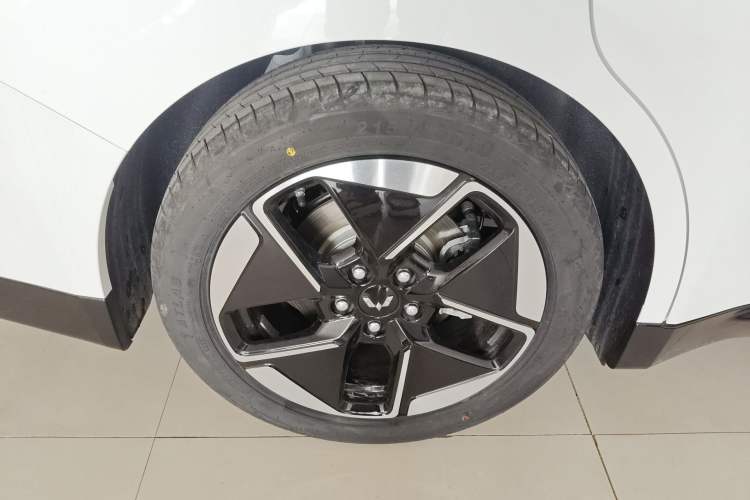 Used Wuling Xingguang 2025 510 km Advanced Smart Version Exterior 5