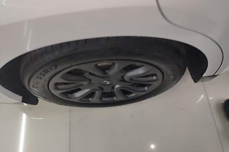 Used Wuling Xingguang 2025 70km Smart Standard Version Exterior 5