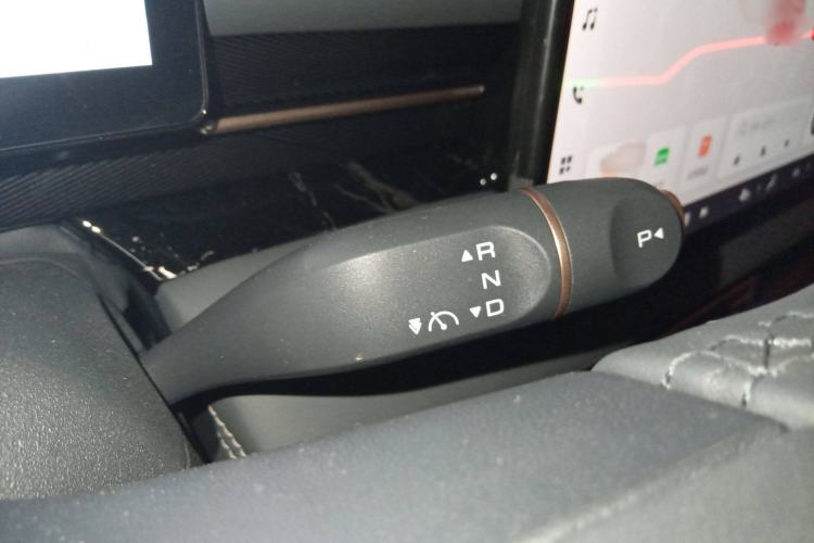 Used Wuling Xingguang 2025 610 km Smart Advanced Version Gear Lever