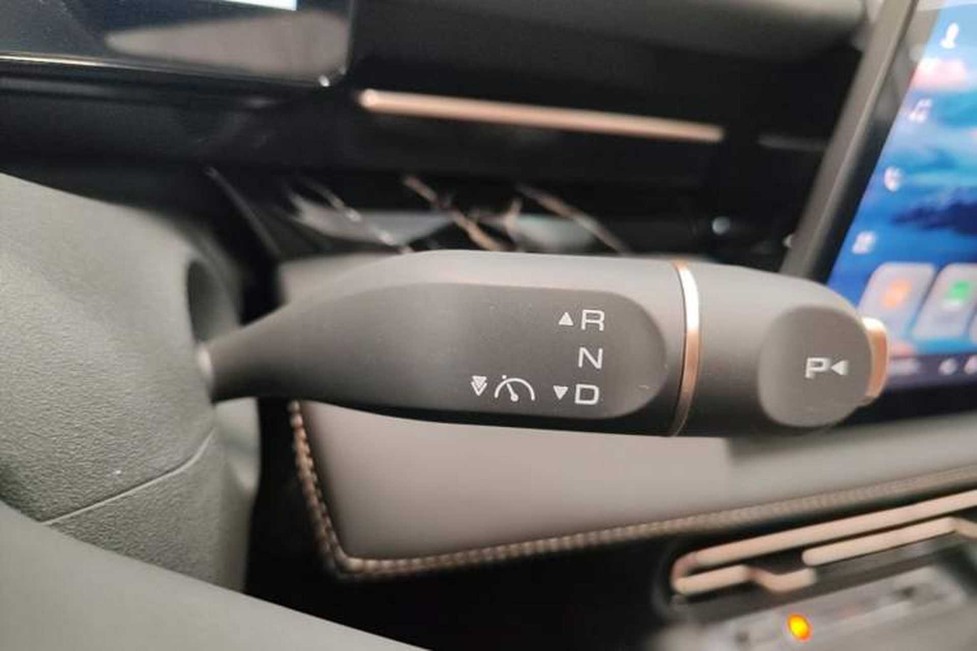 Used Wuling Xingguang 2025 70km Smart Standard Version Gear Lever