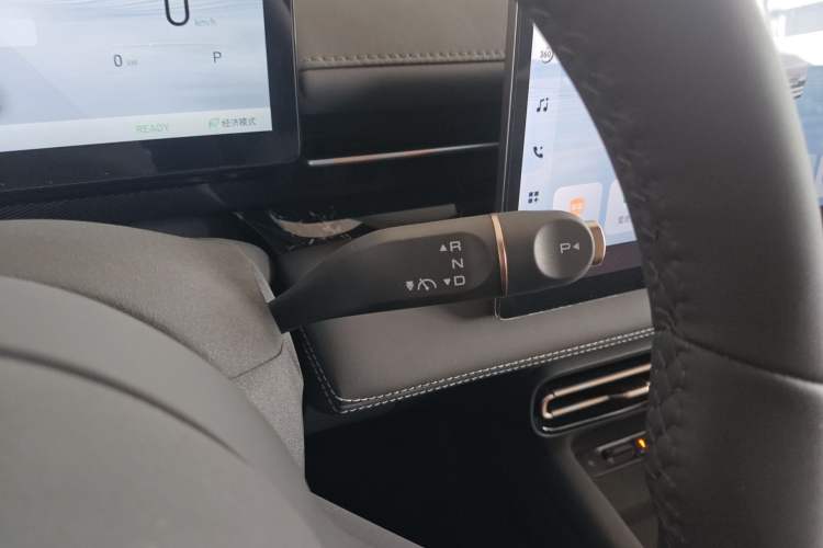 Used Wuling Xingguang 2025 510 km Advanced Smart Version Gear Lever