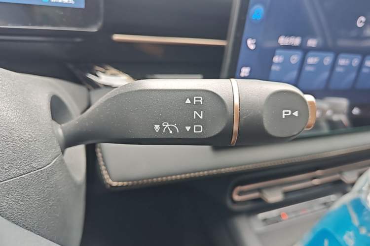 Used Wuling Xingguang 2025 610 km Smart Flagship Version Gear Lever
