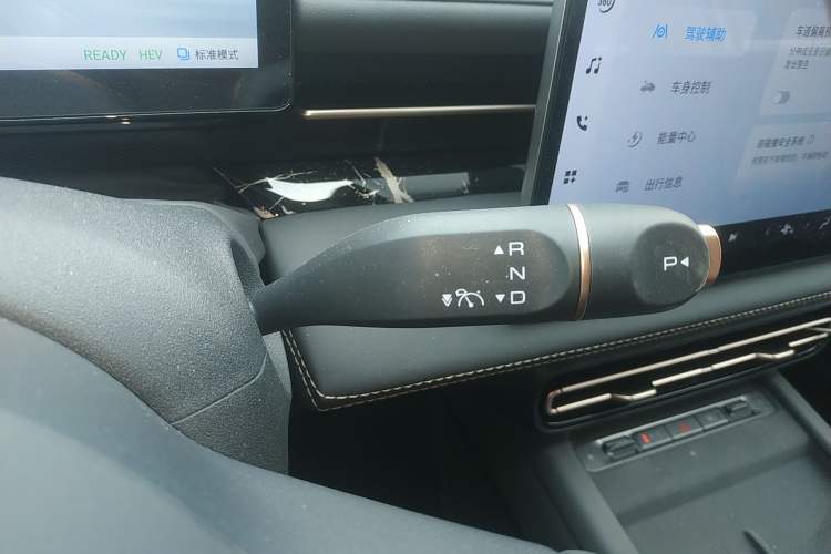 Used Wuling Xingguang 2025 150 km Smart Pilot Version Gear Lever