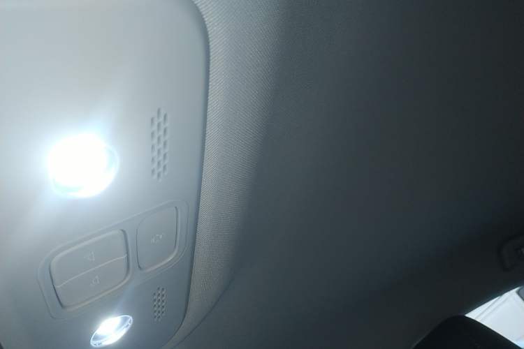 Used Wuling Xingguang 2025 150 km Smart Pilot Version Headliner