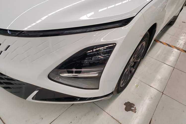 Used Wuling Xingguang 2025 70km Smart Standard Version Left Front Headlight