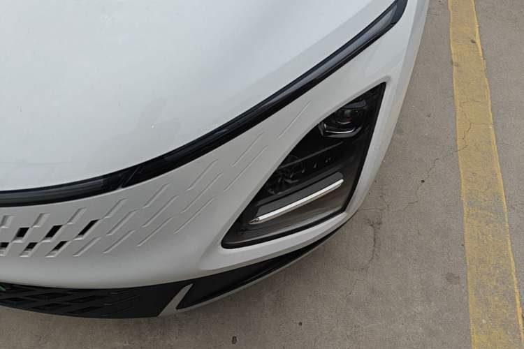 Used Wuling Xingguang 2025 70km Smart Standard Version Left Front Headlight