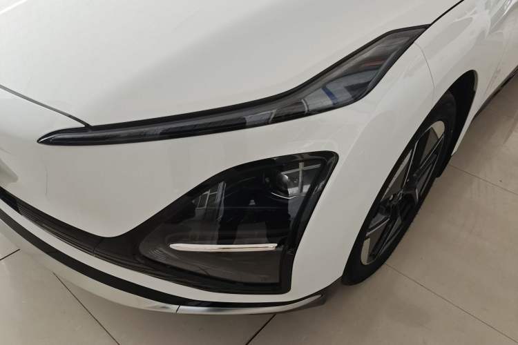 Used Wuling Xingguang 2025 510 km Advanced Smart Version Left Front Headlight