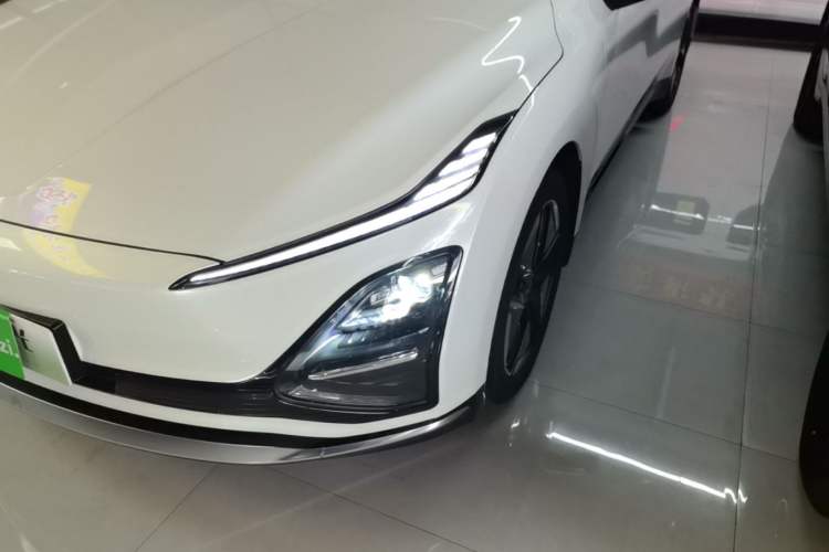 Used Wuling Xingguang 2025 510 km Advanced Smart Version Left Front Headlight