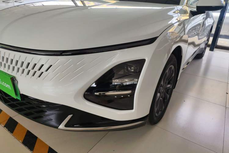 Used Wuling Xingguang 2025 70km Smart Standard Version Left Front Headlight