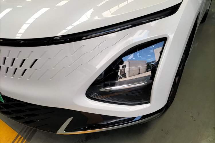 Used Wuling Xingguang 2025 70km Smart Standard Version Left Front Headlight