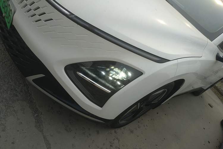 Used Wuling Xingguang 2025 150 km Smart Pilot Version Left Front Headlight