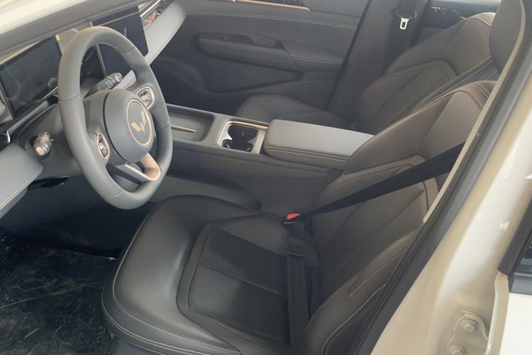 Used Wuling Xingguang 2025 70km Smart Standard Version Left Front Seat