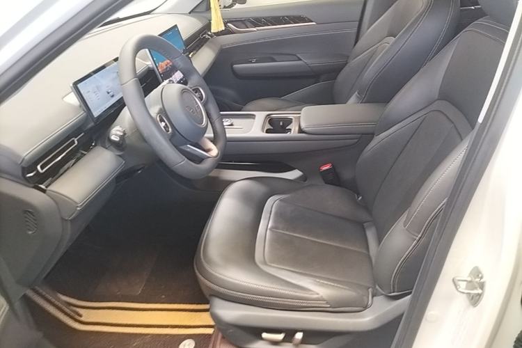 Used Wuling Xingguang 2025 70km Smart Standard Version Left Front Seat